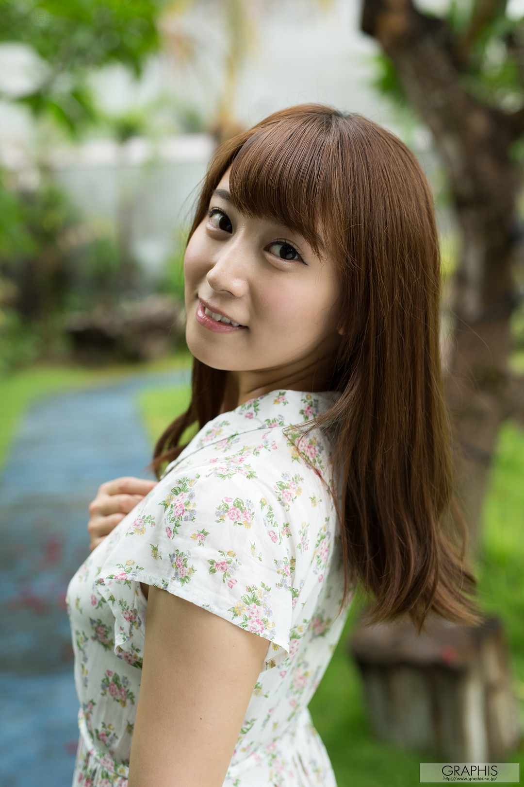 (2016 - 04 - 15) HATSUKAWA Minami (初川みなみ) - Ladylike, cute girl!