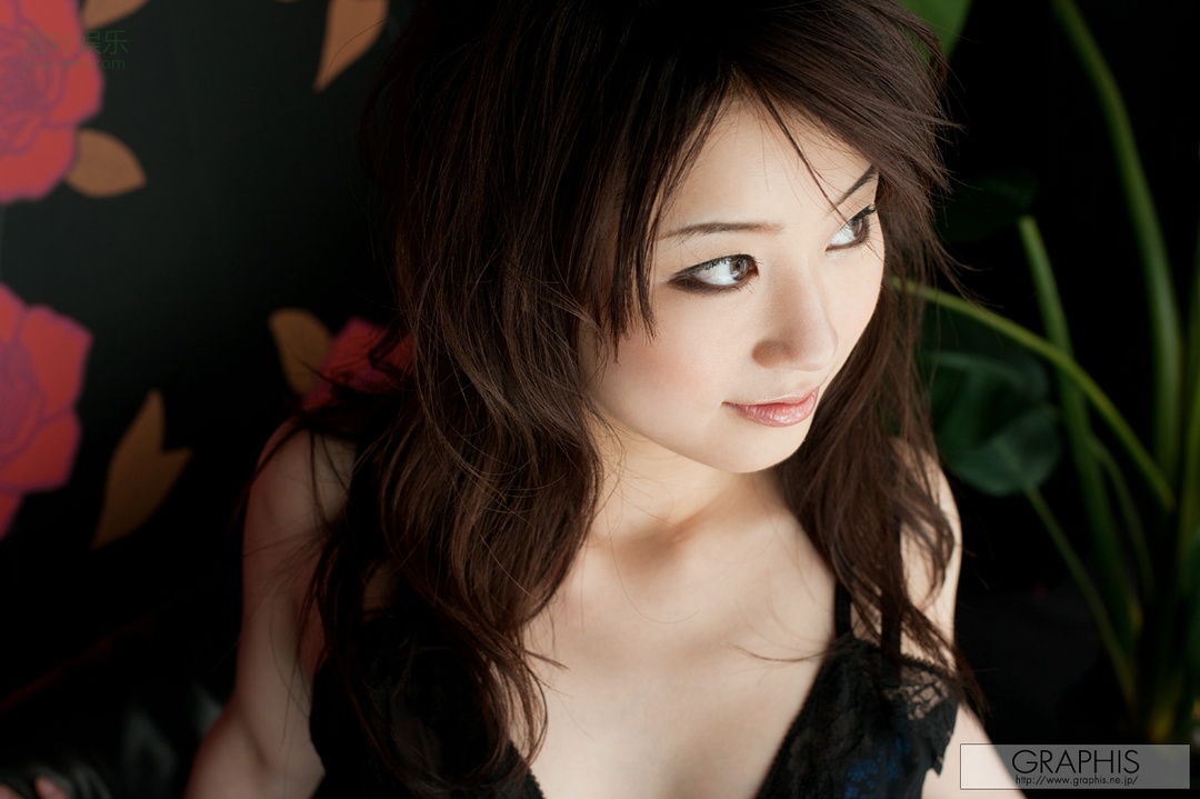 (2009 - 05 - 01) AINE Mahiro (爱音まひろ) - Sweet Candy