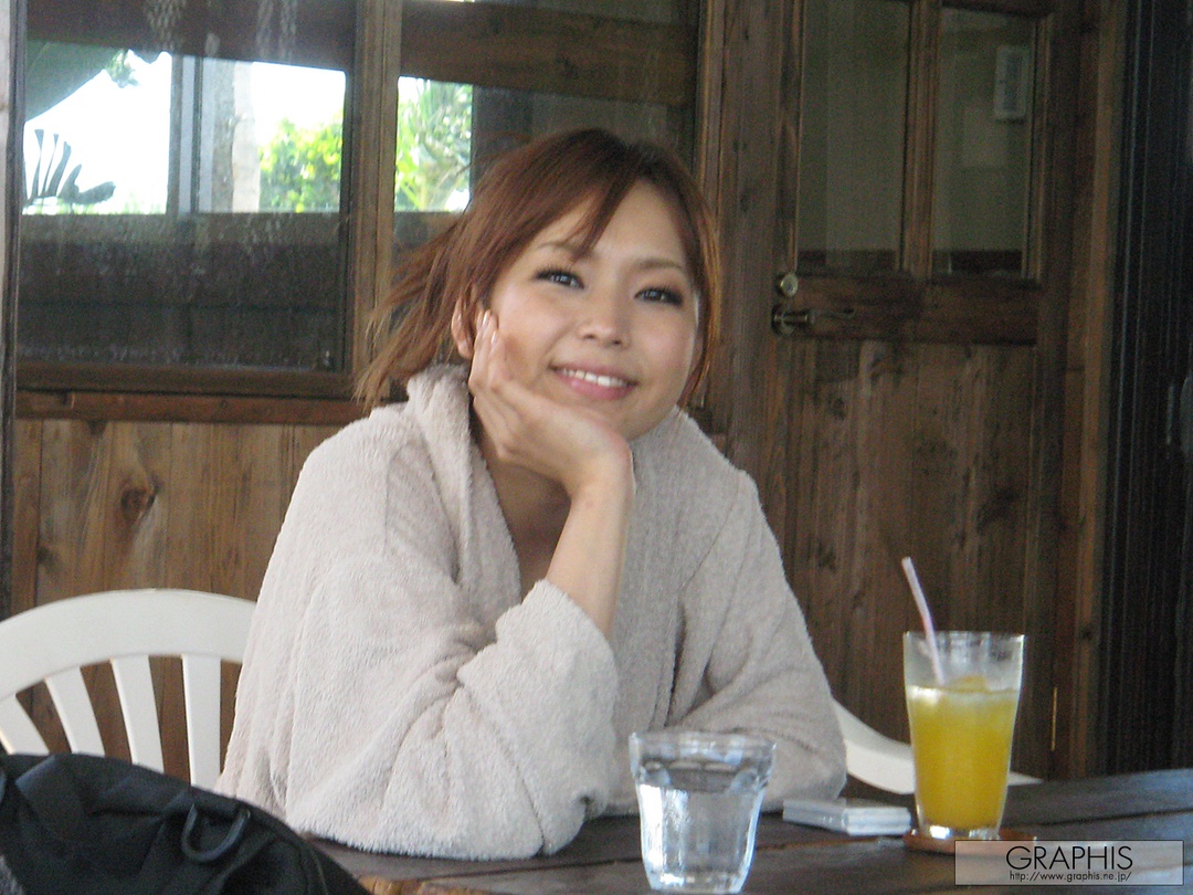 (2009 - 12 - 18) AKIYAMA Shouko (秋山祥子) - Lucky