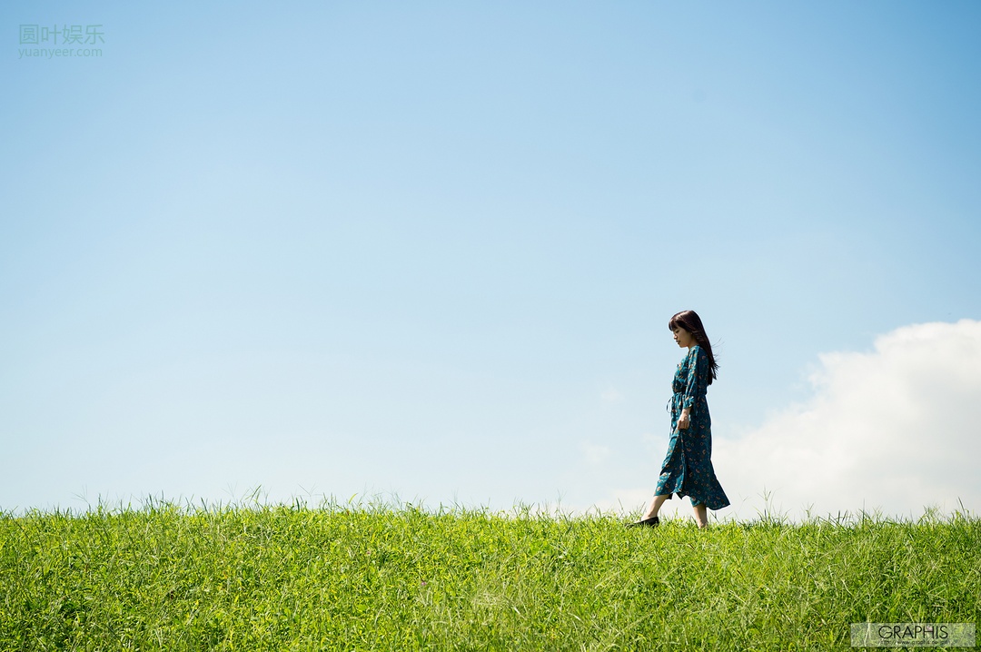 (2017 - 11 - 10) HATSUMI Rin (初美りん) - Look at me!