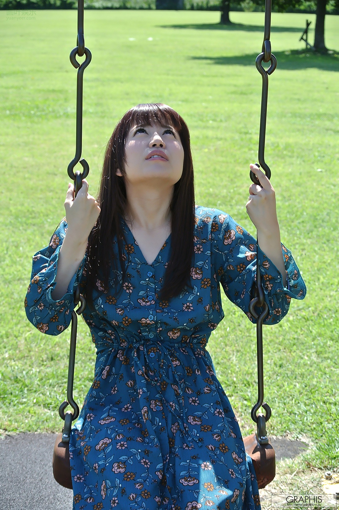 (2017 - 11 - 10) HATSUMI Rin (初美りん) - Look at me!