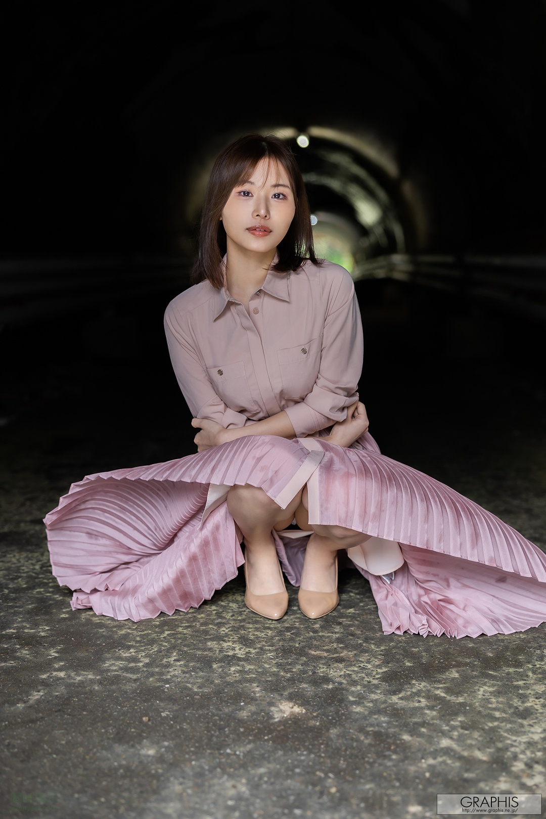 (2023 - 04 - 28) HONGO Ai (本郷爱) - Emotional封面