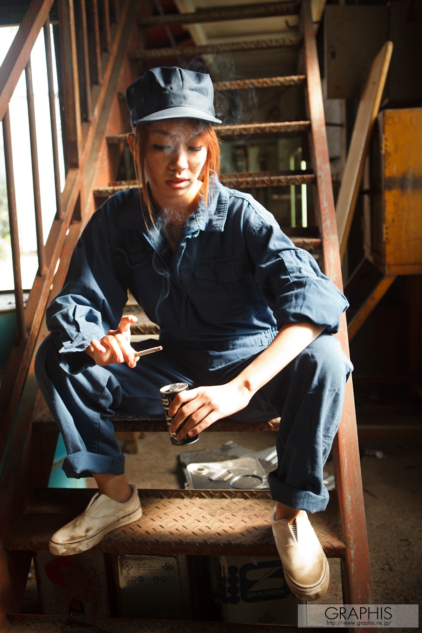 (2011 - 12 - 16) KINOSHITA Wakana (木下若菜)封面