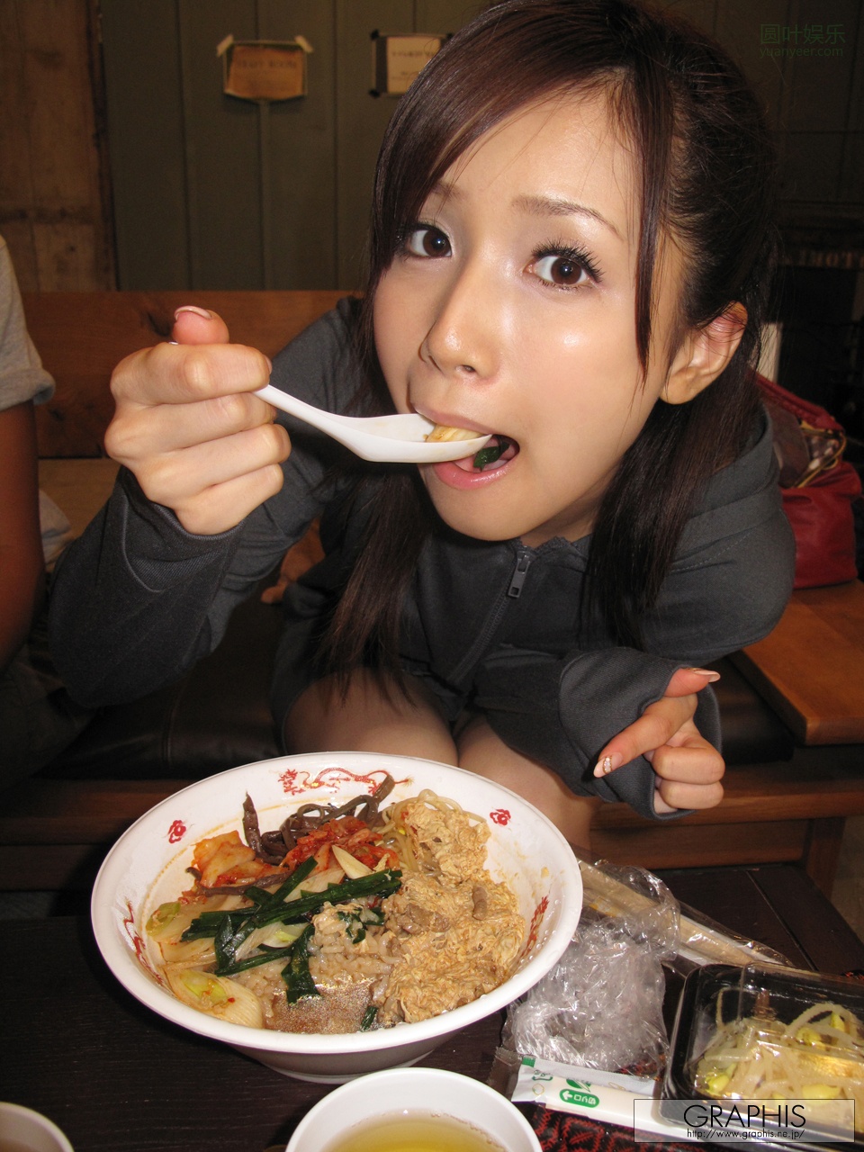 (2011 - 09 - 02) KOJIMA Minami (小岛みなみ) - KOJIMiiiiiNA!