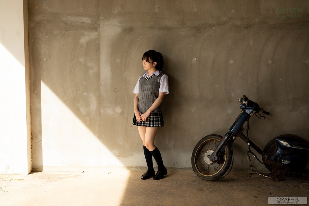 (2021 - 04 - 02) MAKI Izuna (槙いずな) - Sweet Sigh