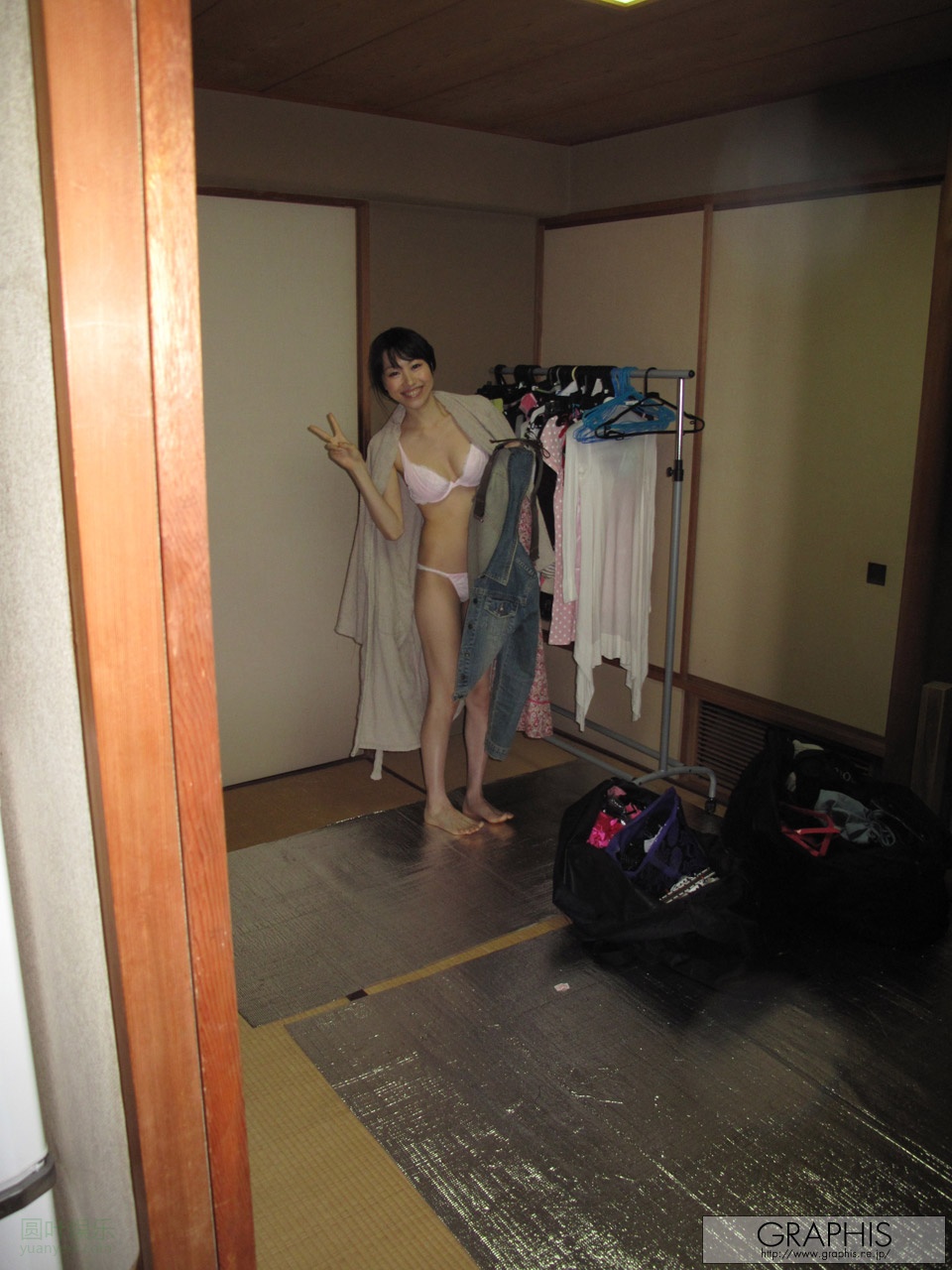 (2009 - 07 - 31) MIKAMI Airi (三上あいり)