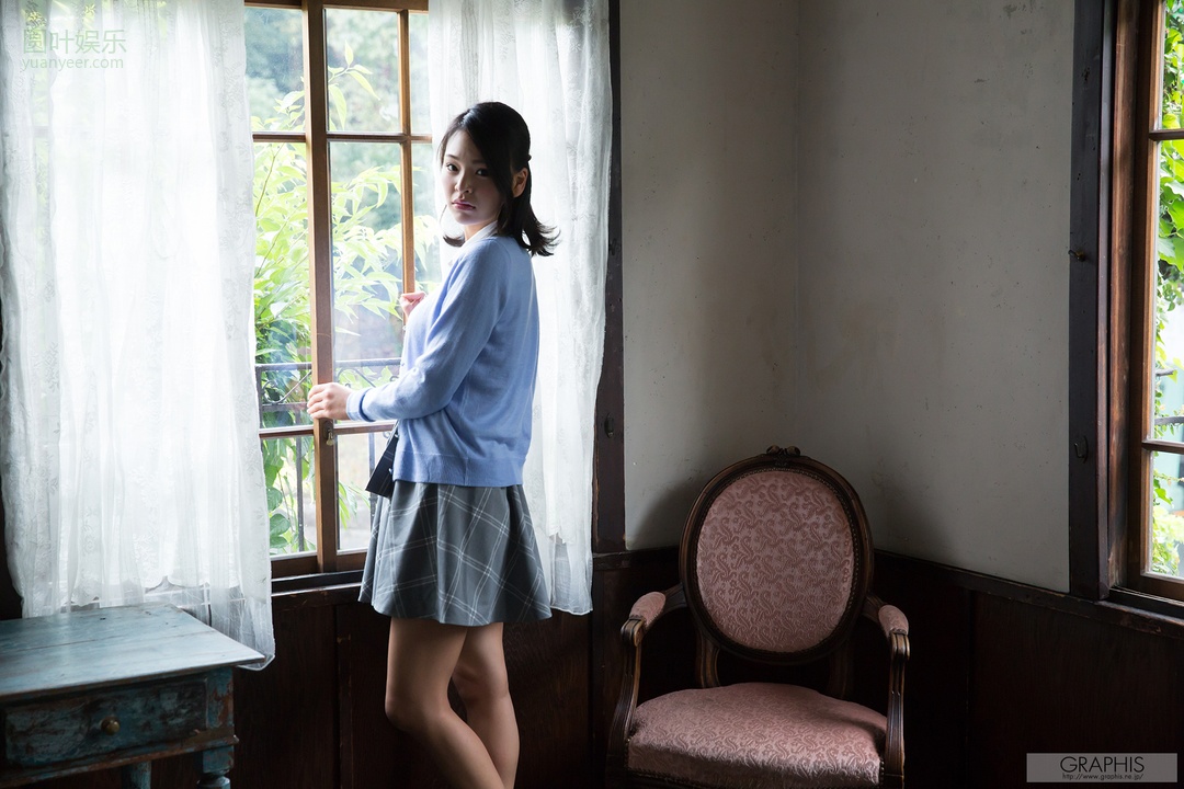 (2015 - 11 - 13) MINAMI Manaka (南真菜果)