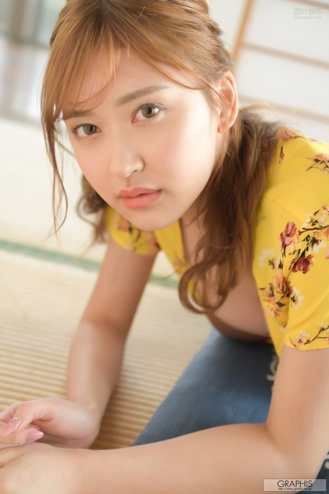 (2022 - 08 - 01) MITSUMI An (蜜美杏) Calendar封面