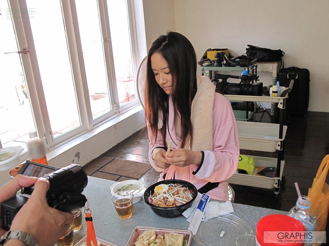 (2011 - 08 - 19) MIZUNO Midori (水野碧)