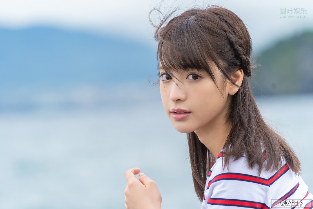 (2018 - 12 - 28) MOMONOGI Kana (桃乃木かな) - Winter Special 2018 - Sign