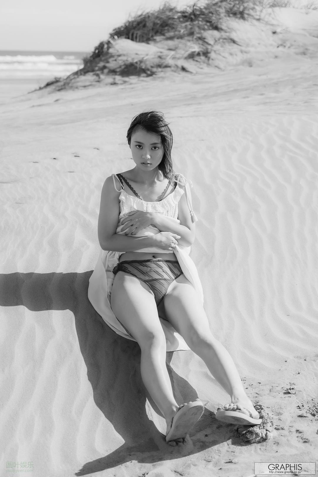 (2021 - 03 - 01) MONAMI Suzu (もなみ铃) Calendar