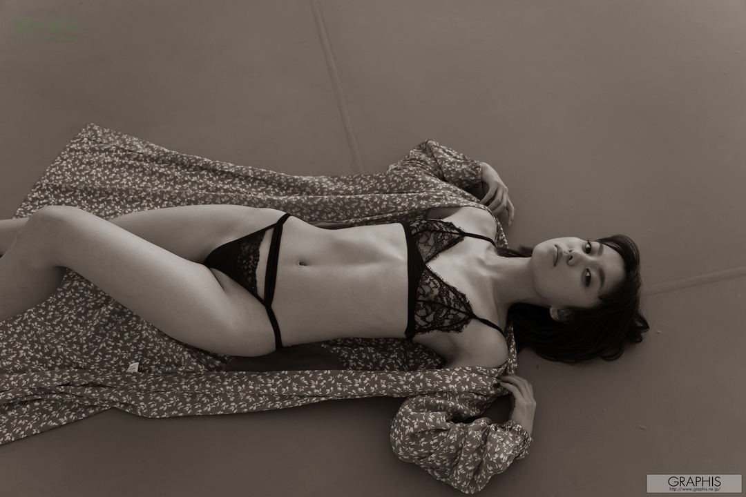 (2021 - 03 - 01) MONAMI Suzu (もなみ铃) Calendar