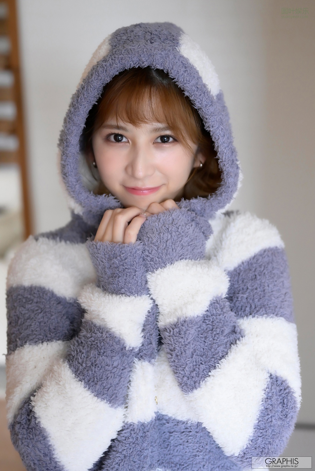 (2022 - 07 - 29) NANATSUMORI Riri (七ツ森りり) - Head Over Heels!封面