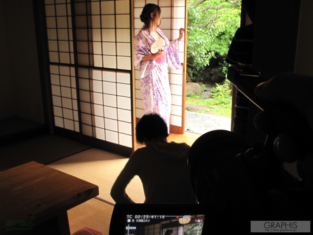 (2011 - 06 - 24) NIKAIDO Sophia (二阶堂ソフィア) - DYNAMITE!