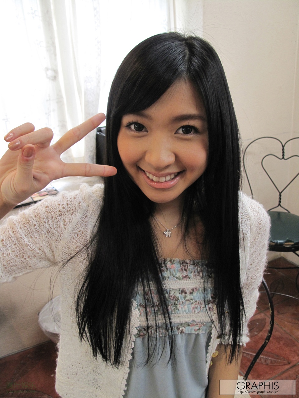 (2012 - 01 - 06) OGURA Nana (小仓奈々) - GLAMOROUS BODY