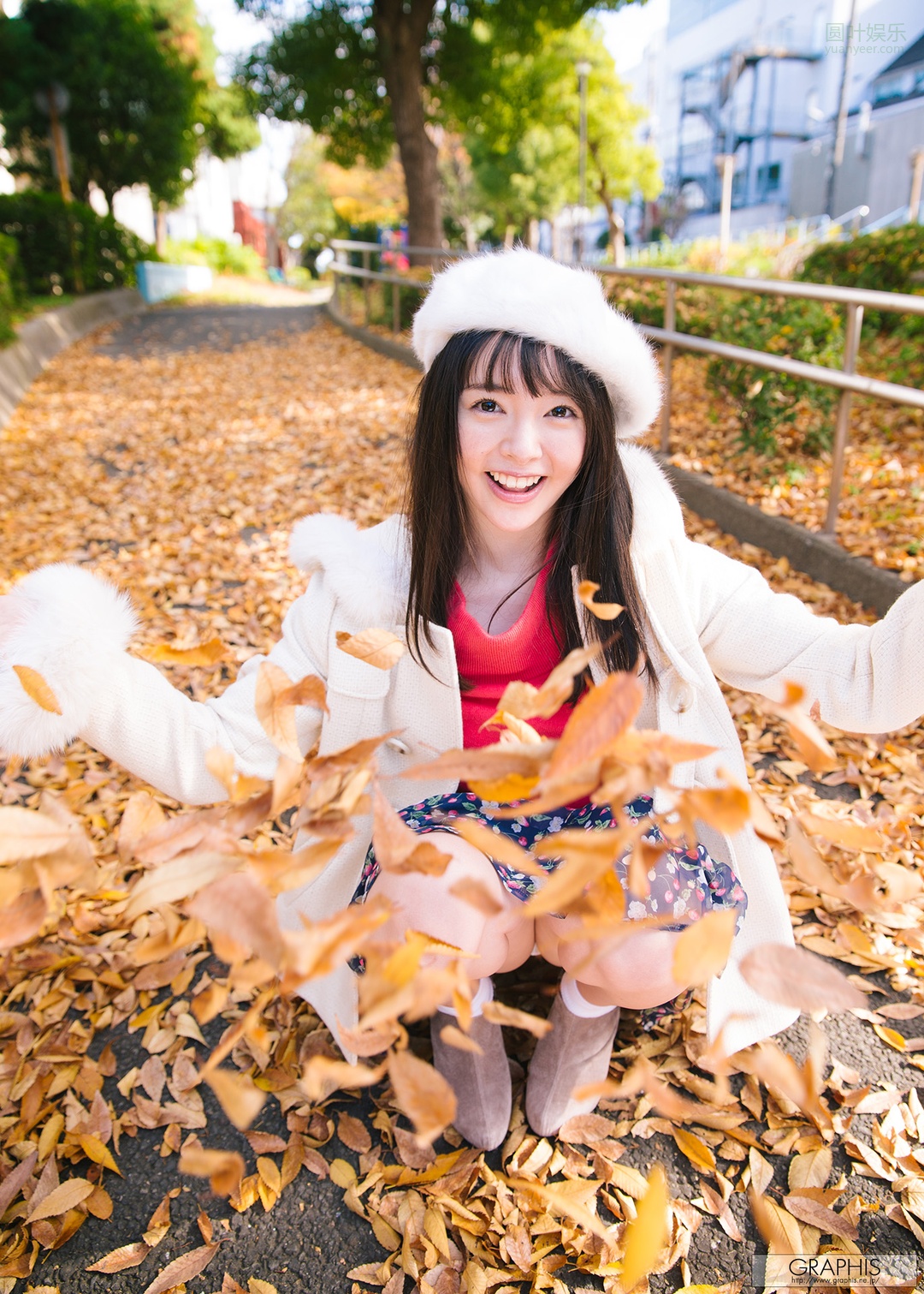 (2018 - 03 - 02) OGURA Yuna (小仓由菜)封面