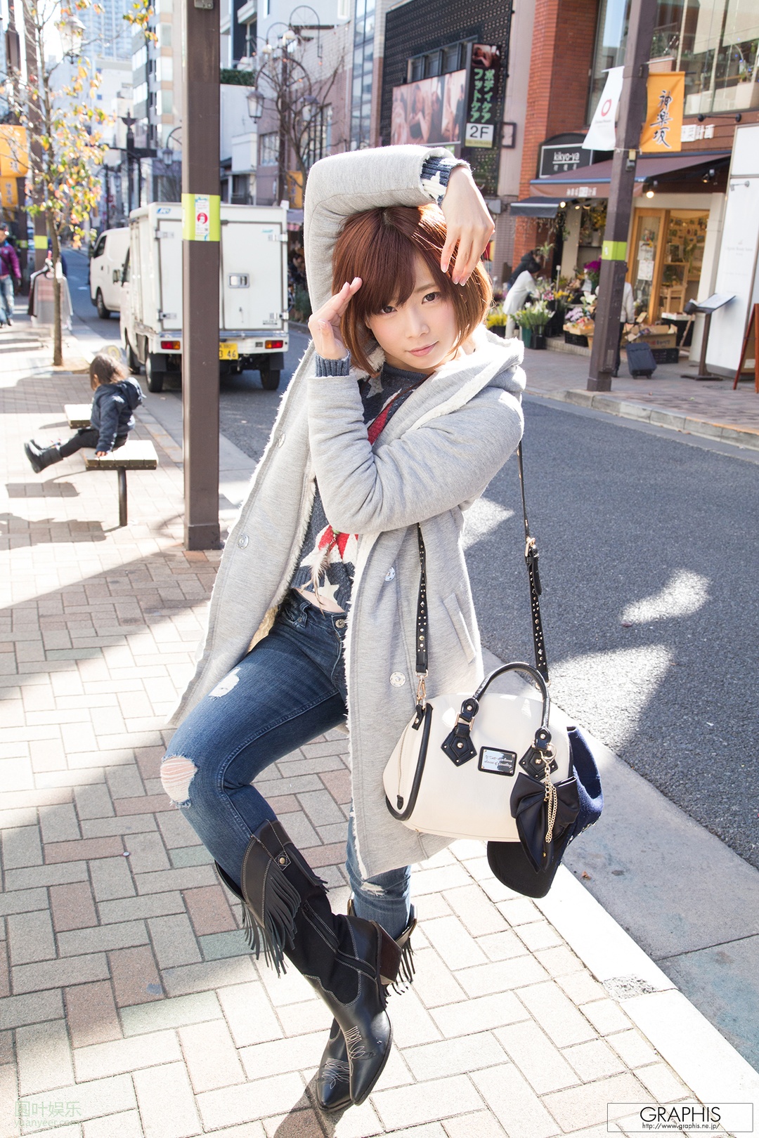 (2016 - 05 - 02) SAKURA Mana (纱仓まな) - Spring Special 2016 - I'm in love with you