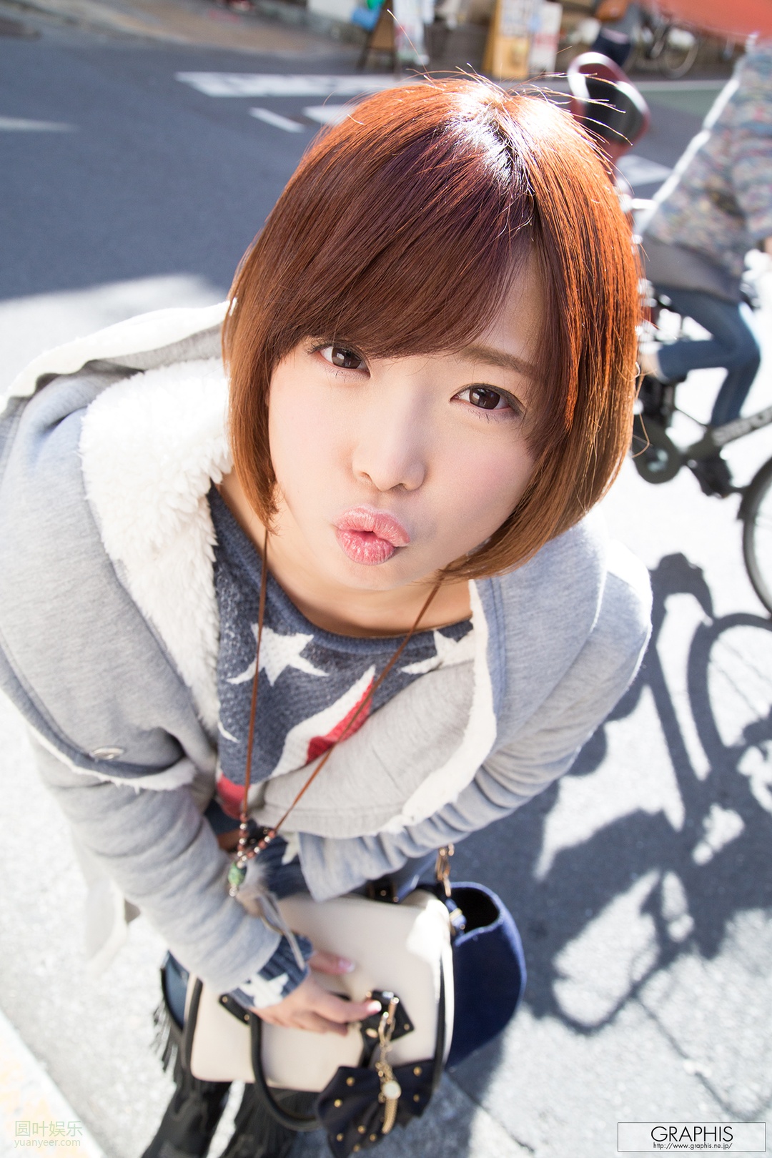 (2016 - 05 - 02) SAKURA Mana (纱仓まな) - Spring Special 2016 - I'm in love with you