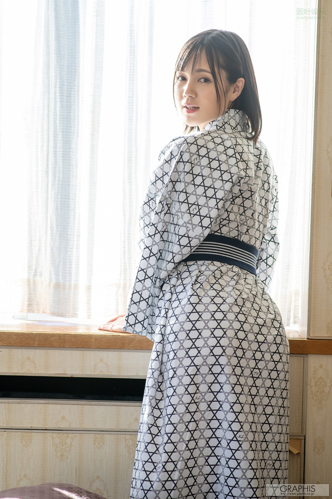 (2021 - 01 - 08) SUZUMORI Remu (凉森れむ) - Be Enchanted