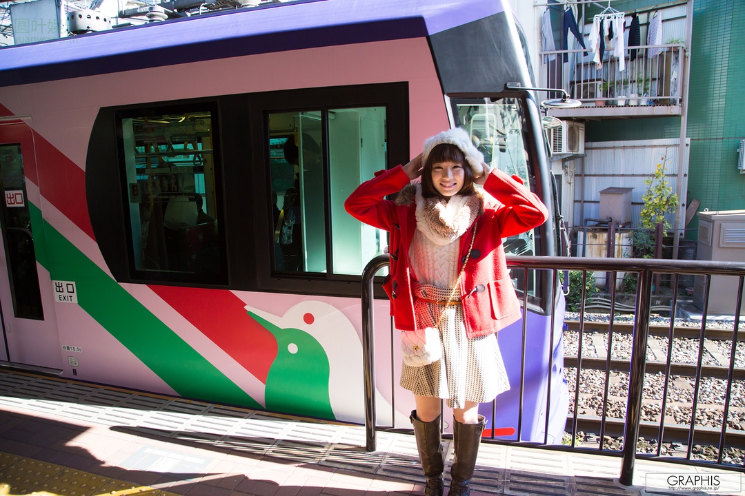 (2016 - 01 - 08) SUZUMURA Airi (铃村あいり) - New Year Special 2016 - Petite Amie