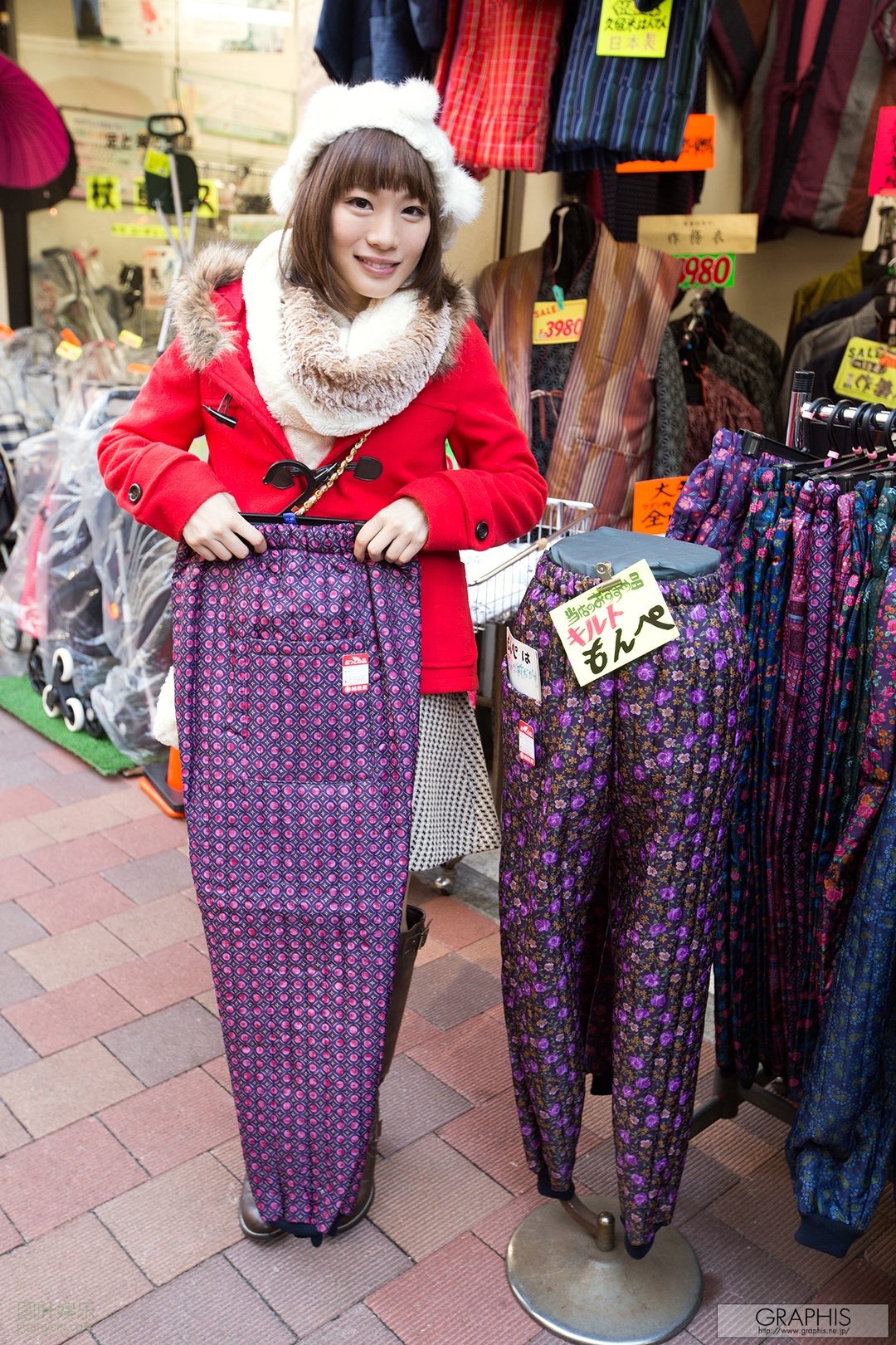 (2016 - 01 - 08) SUZUMURA Airi (铃村あいり) - New Year Special 2016 - Petite Amie