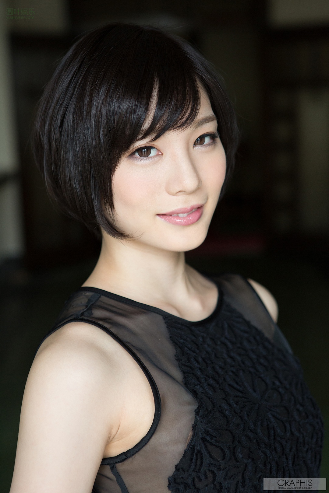 (2015 - 08 - 07) SUZUMURA Airi (铃村あいり) - Summer Special 2015封面