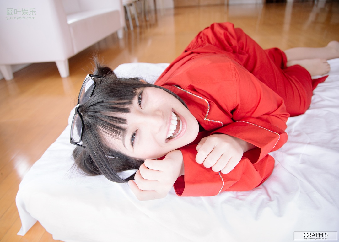 (2015 - 03 - 27) UEHARA Ai (上原亜衣) - Spring Special 2015 - Allure