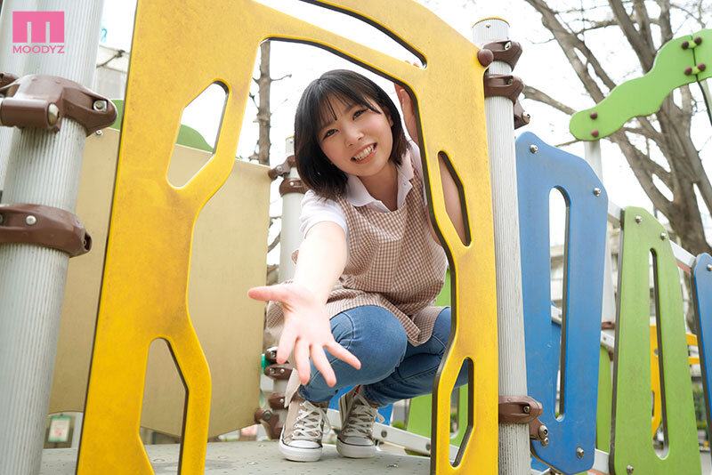 南見蒼(南见苍)出道作品MOER-012发布！朴素却有G奶的幼教师出道！