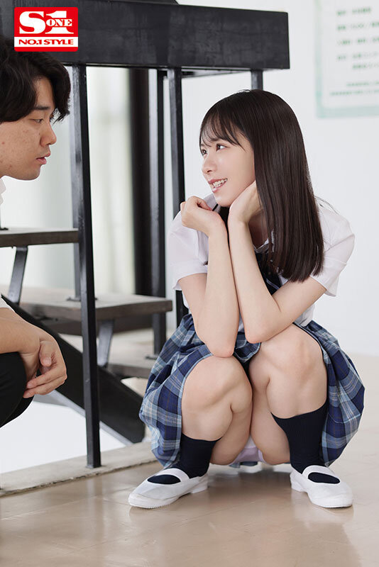 村上悠華(村上悠华)作品SONE-441发布！有E奶的超绝小恶魔学姐，脱制服后的浑圆乳量意图使人犯罪-图片3