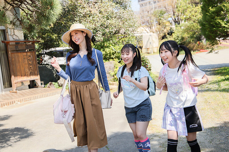 葵百合香，由良かな（由良佳奈），松井日奈子，共演作品DANDY-994发布，封面及作品信息！