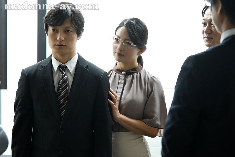 一色桃子作品ROE-329发布，封面及作品信息！