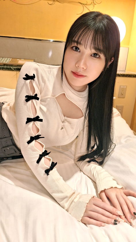 みお 20岁，美容专业学生。【初撮り】ネットでAV応募→AV体验撮影 2241