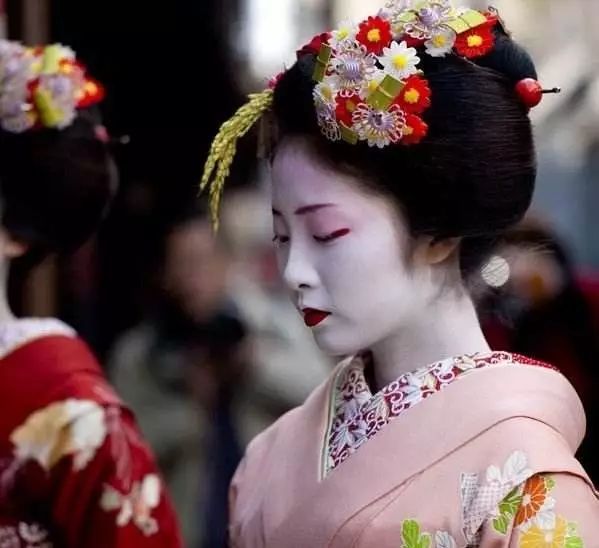 日本艺伎美丽背后的心酸，只有她们知道