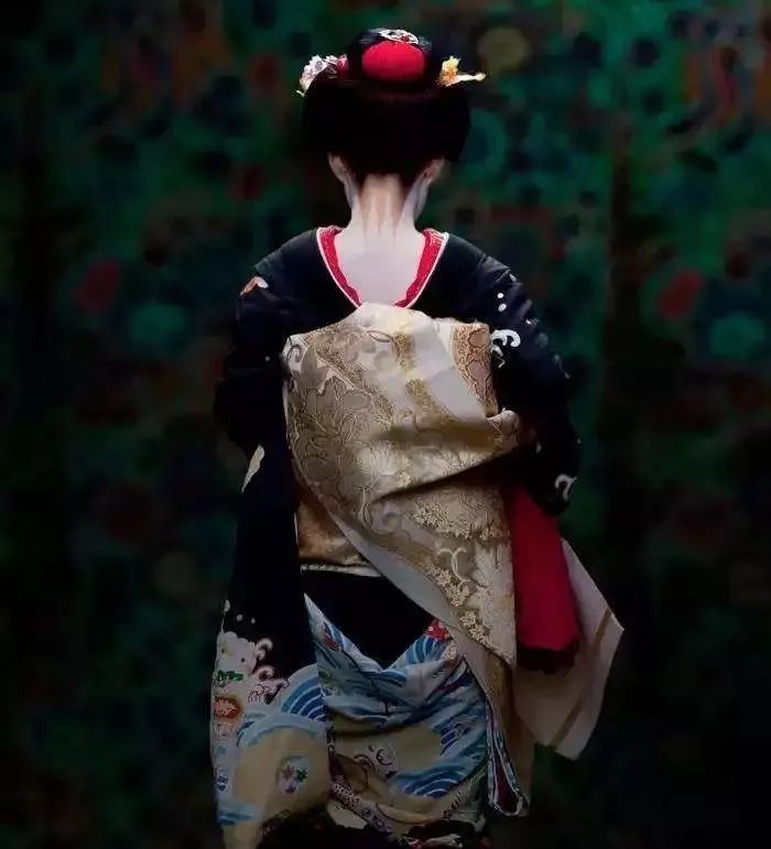 日本艺伎美丽背后的心酸，只有她们知道