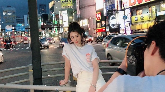 鱼网美腿 山岸逢花