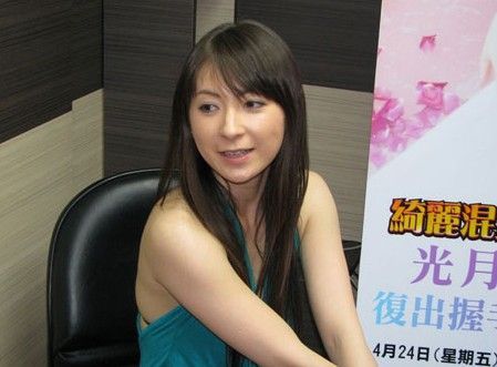 宅男深夜的慰藉你一定要知道的混血女优Top10