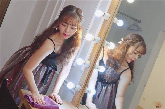 小仓由菜：你的眼里有星辰