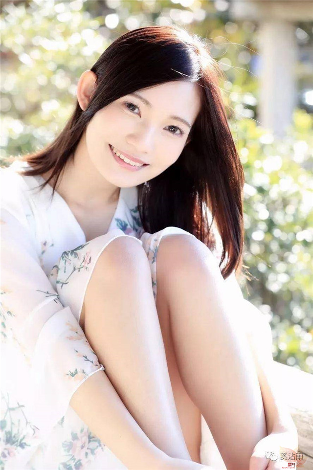 拥有俄罗斯血统的咲乃小春决定引退