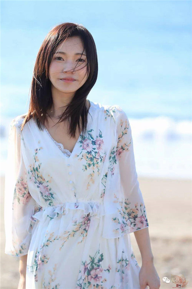 拥有俄罗斯血统的咲乃小春决定引退