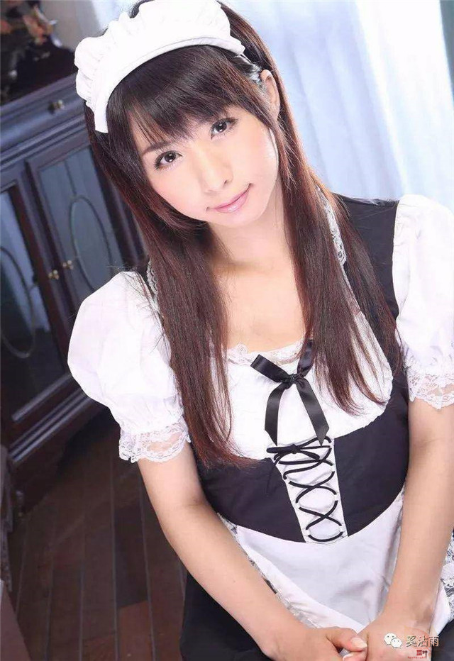 由爱可奈9月移籍MOODYZ，长瀬麻美重启摄影