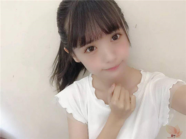 她拒绝了指原莉乃，结果去了地下偶像团…