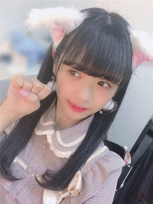 她拒绝了指原莉乃，结果去了地下偶像团…