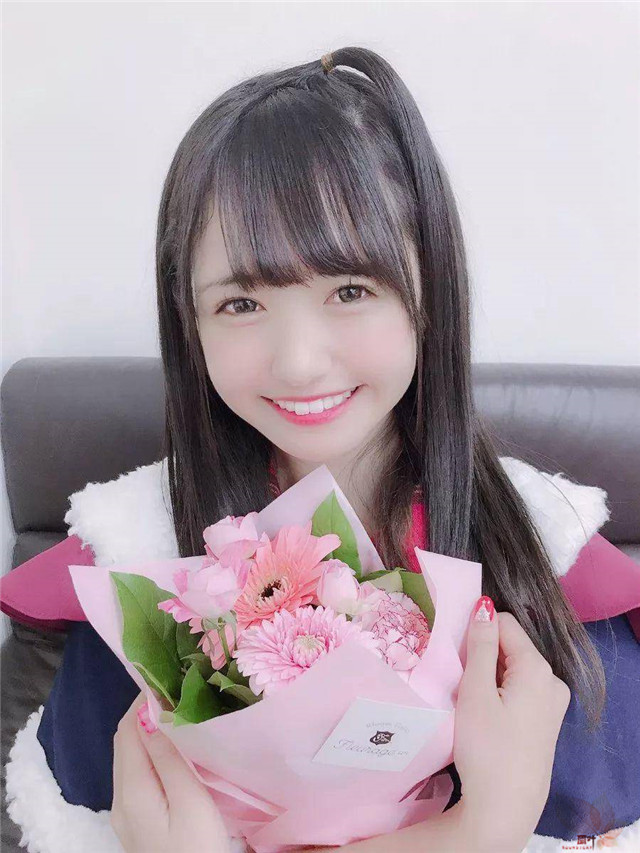 她拒绝了指原莉乃，结果去了地下偶像团…