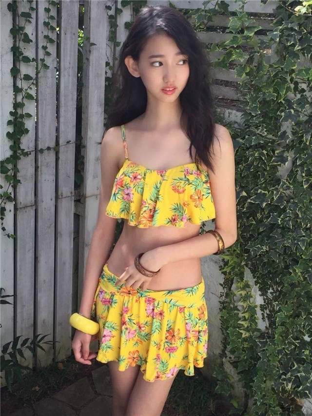 腿长83cm的“小菜菜绪”~00后麻豆黑木丽奈
