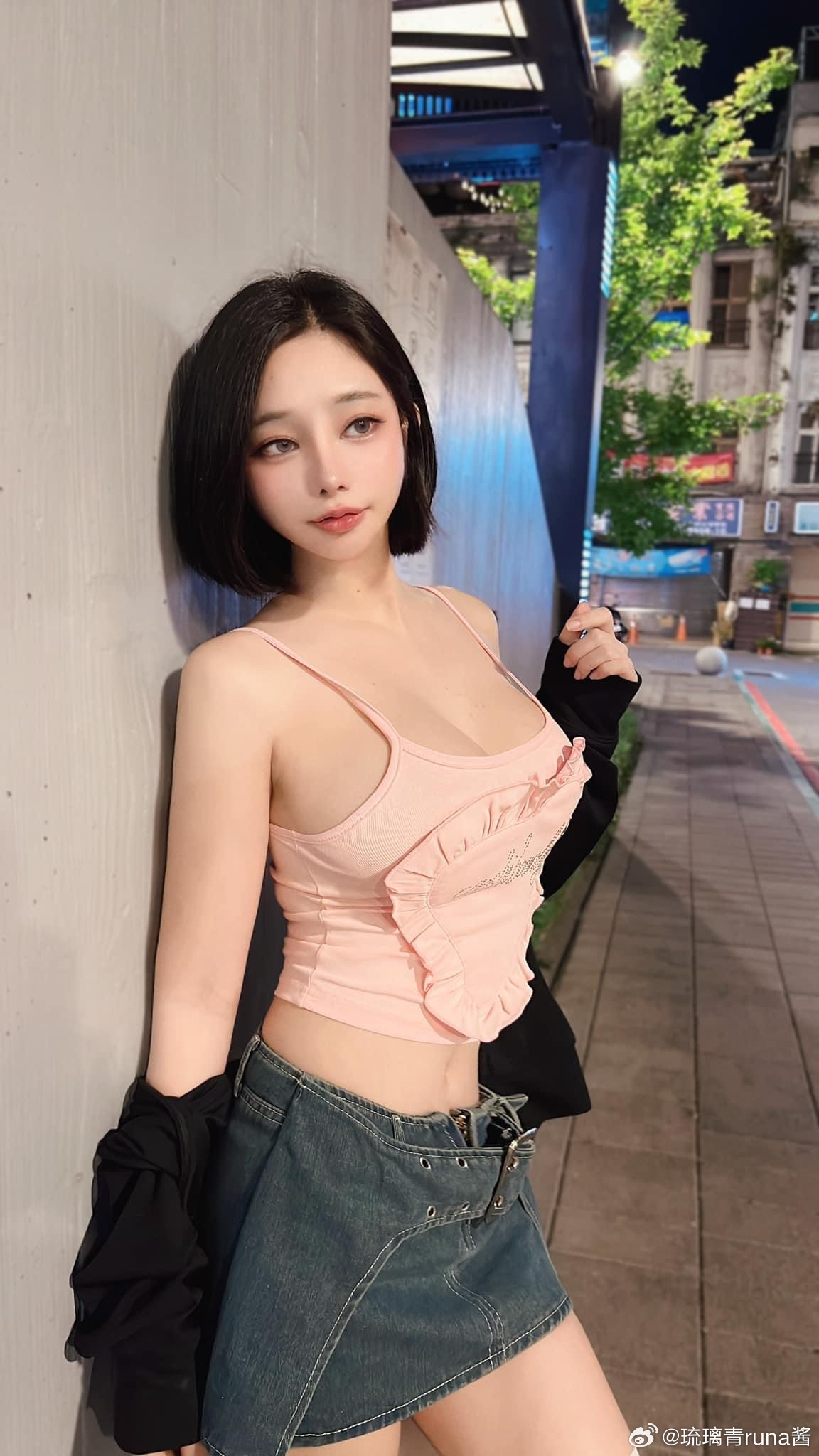 007rulHAgy1hq21mstl6gj30w01kwafs.jpg