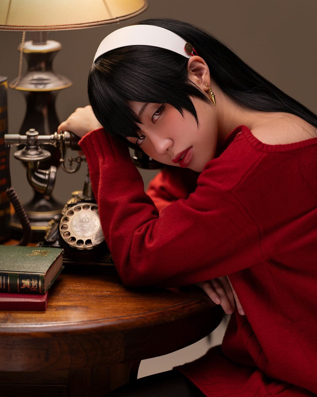 巨乳抓不住！越南正妹《Ain Nguyen》全裸Cosplay展现超大奶量！