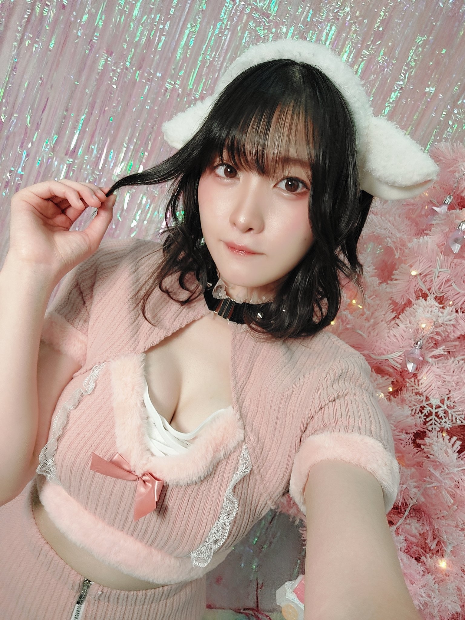雪白Ｆ奶有点香！《五十岚早香》今年依然是乳香喷发的一年！