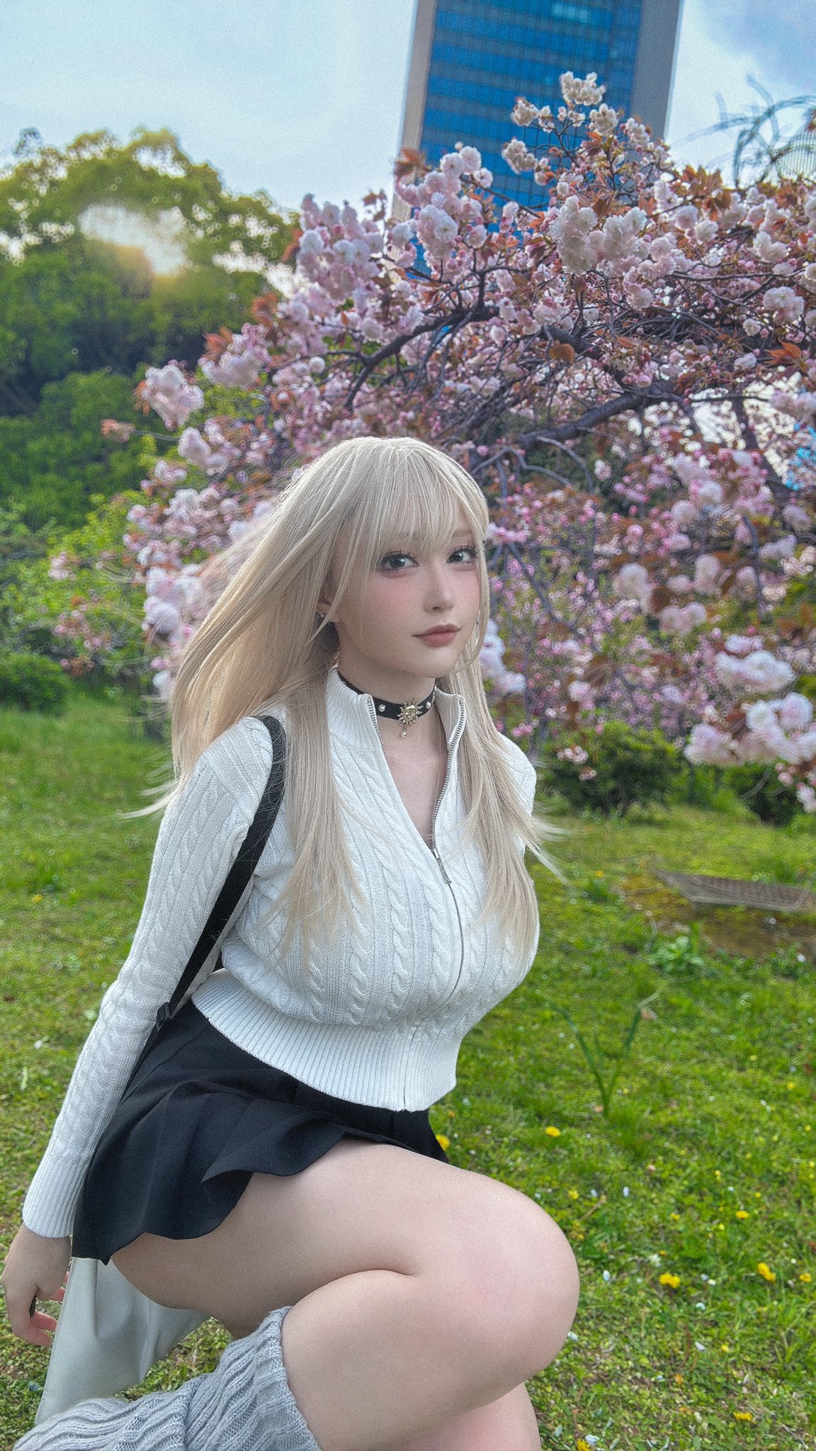 Cos美女《カモミール》招牌爱心奶撞晕网友！超澎湃好胸简直妮姬！