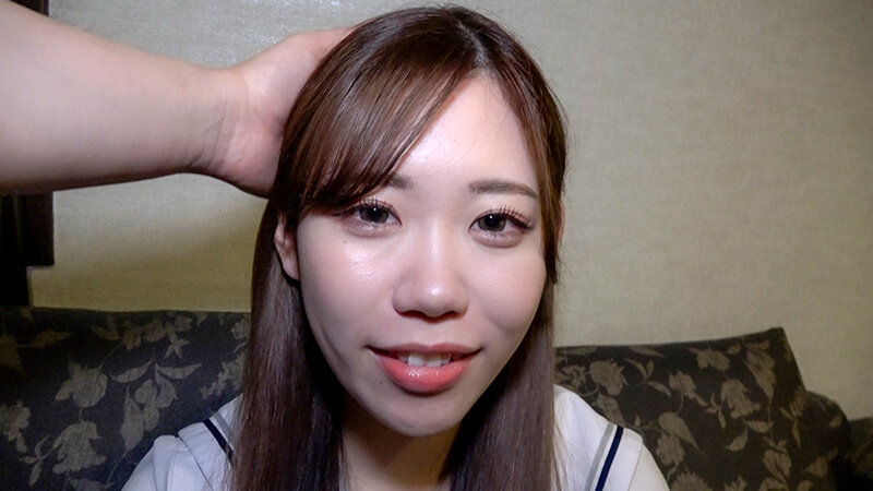 【影片】粉红Ｇ杯《木村茉白》出道前FC2戴罩下马「痣」露馅！