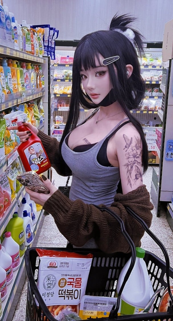 自己创的角色自己来!美女绘师《ruca》精准还原二次元巨乳美角!